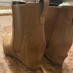 Women’s Sorel booties